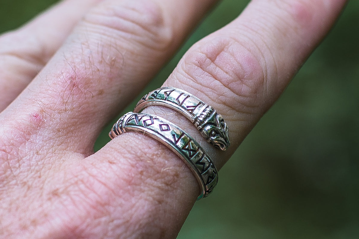 Bague Ouroboros et Futhark Ancien — Argent 925