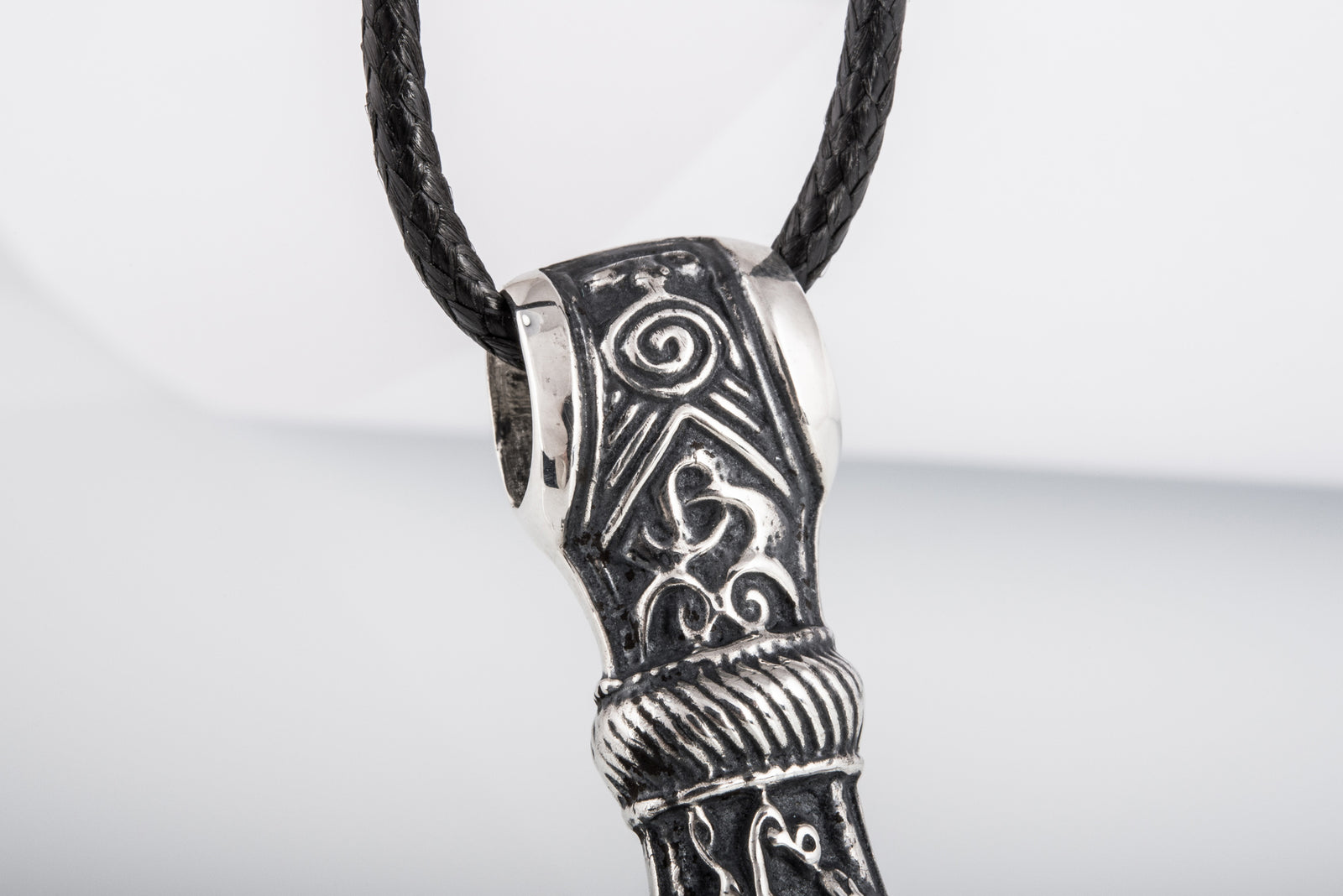 Pendentif Marteau de Thor et Mjölnir Ornement — Argent 925
