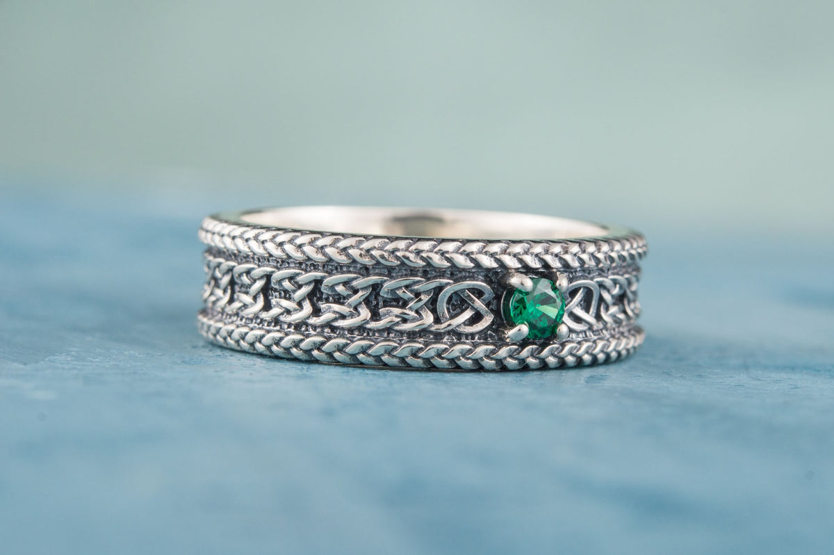 Bague Ornement sertie de pierres Anneau — Argent 925