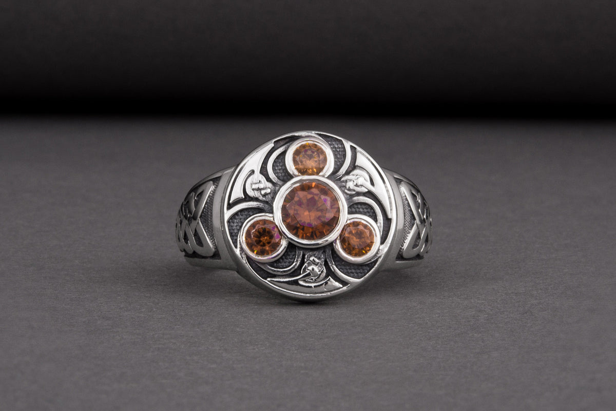 Bague Triquetra et Ornement sertie de pierres — Argent 925