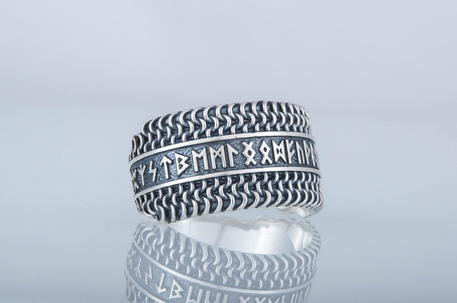 Bague Futhark Ancien et Runes Ivar — Argent 925