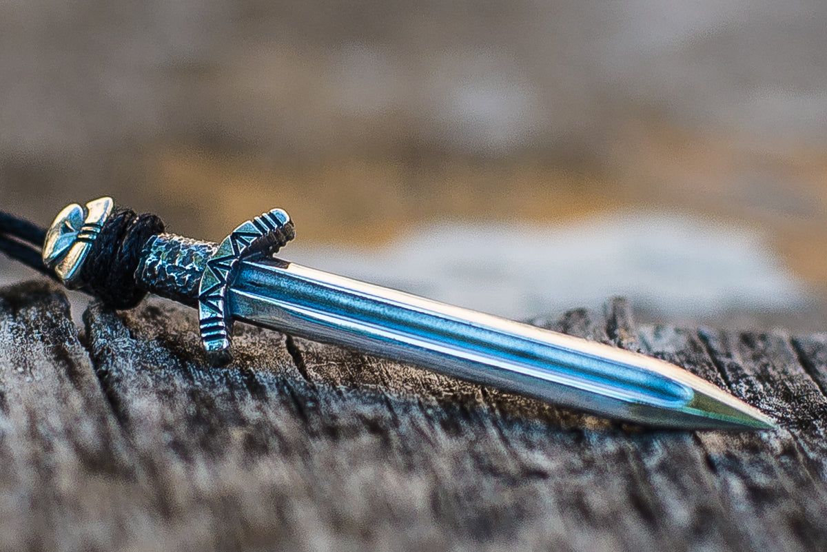 Pendentif Armes Ragnar — Argent 925