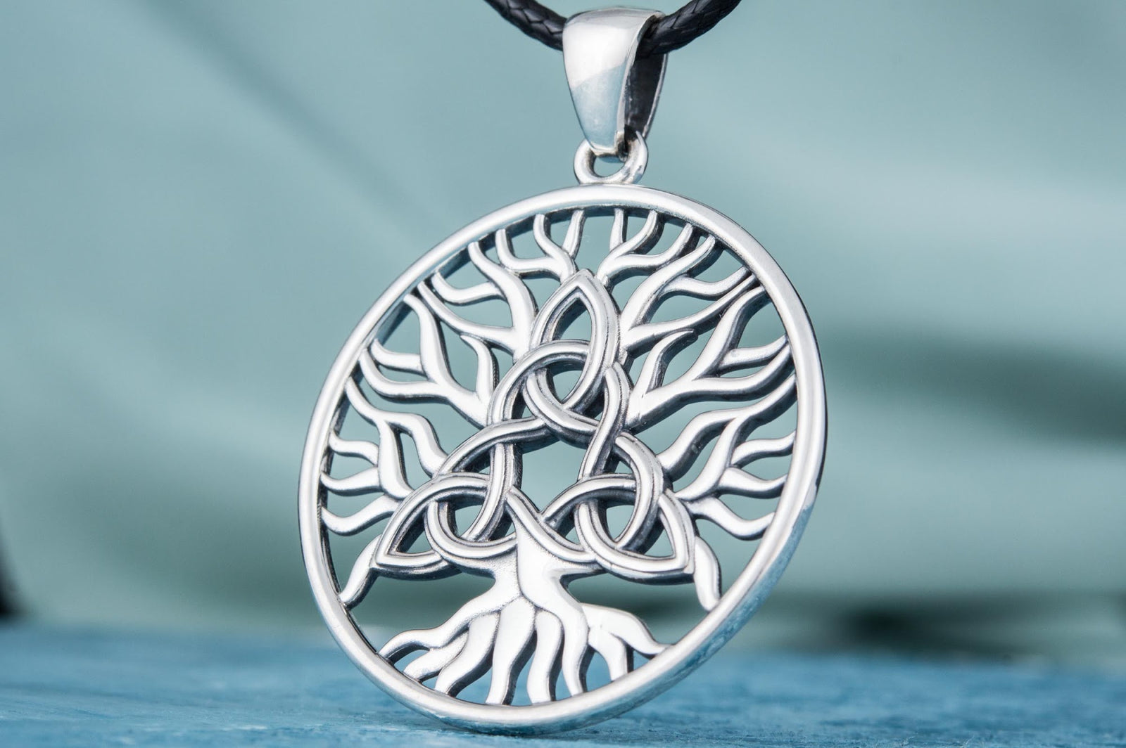 Pendentif Yggdrasil et Triquetra — Argent 925