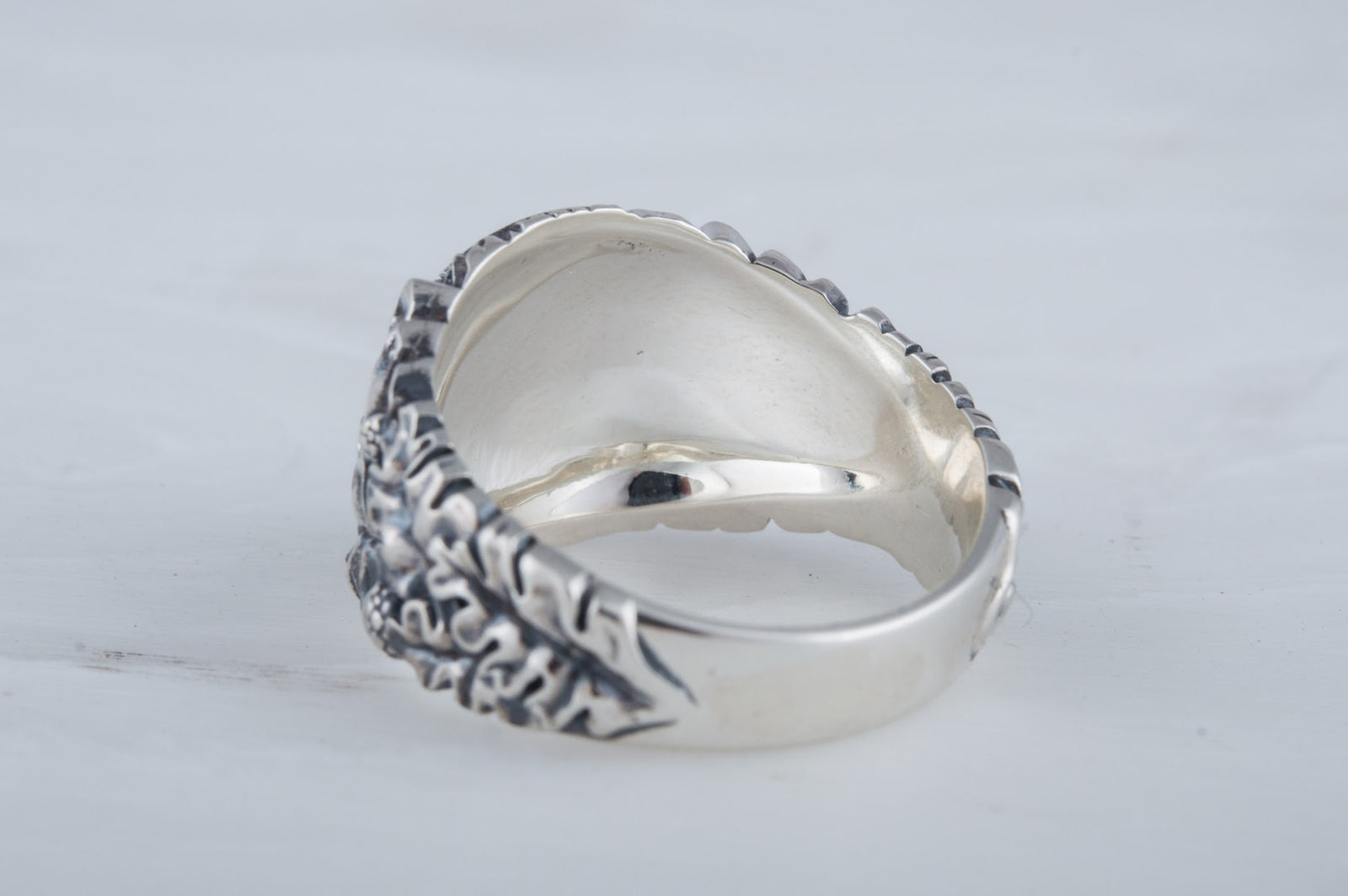 Bague Soleil Noir et Feuilles de Chêne Ivar — Argent 925