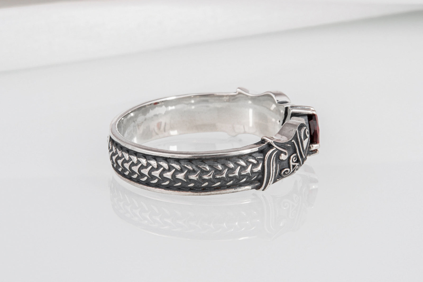 Bague Loup et Fenrir sertie de pierres — Argent 925