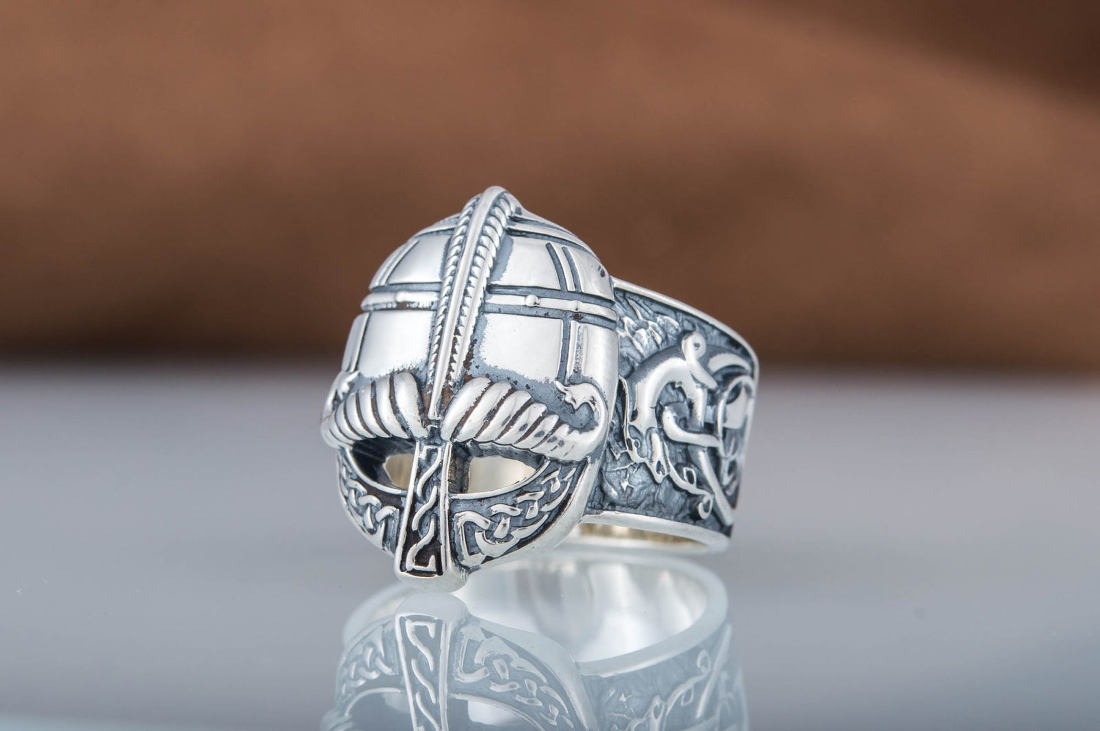 Bague Casque et Ornement Massive — Argent 925