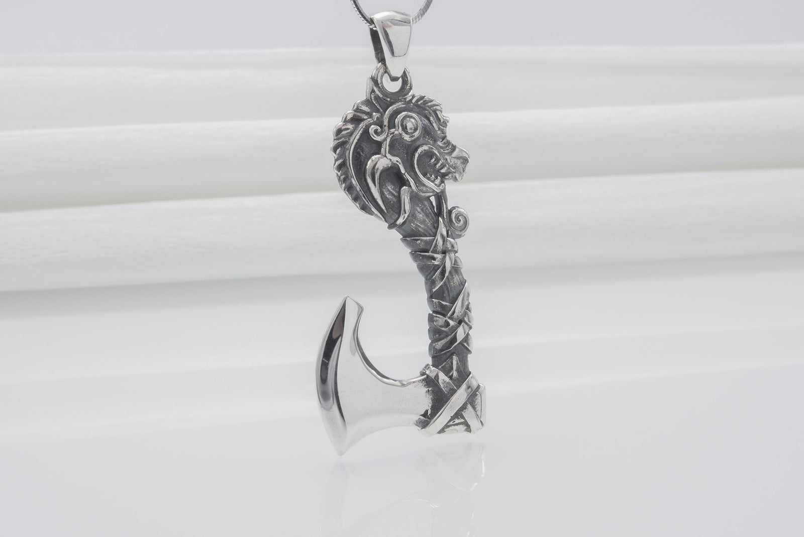Pendentif Hache et Dragon — Argent 925