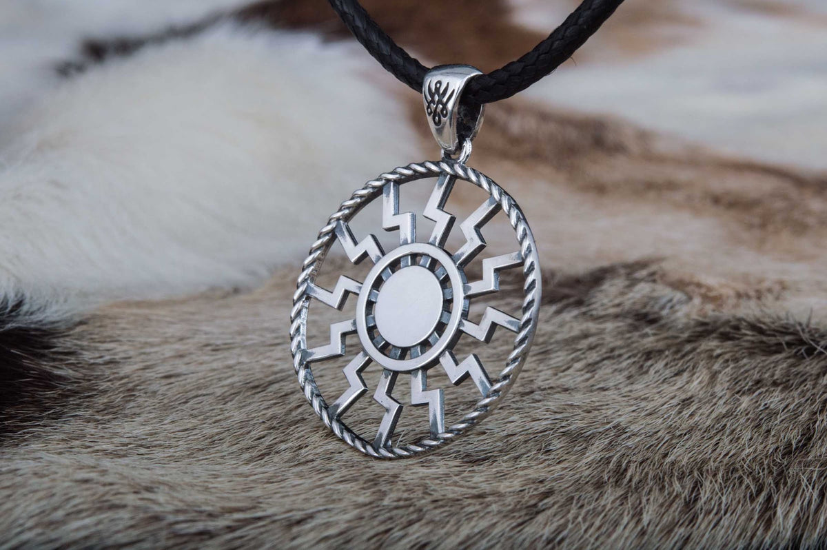 Pendentif Soleil Noir Petit Modèle — Argent 925
