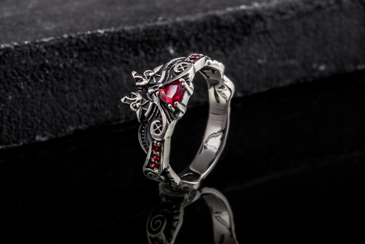 Bague Viking pierre rouge — Argent 925