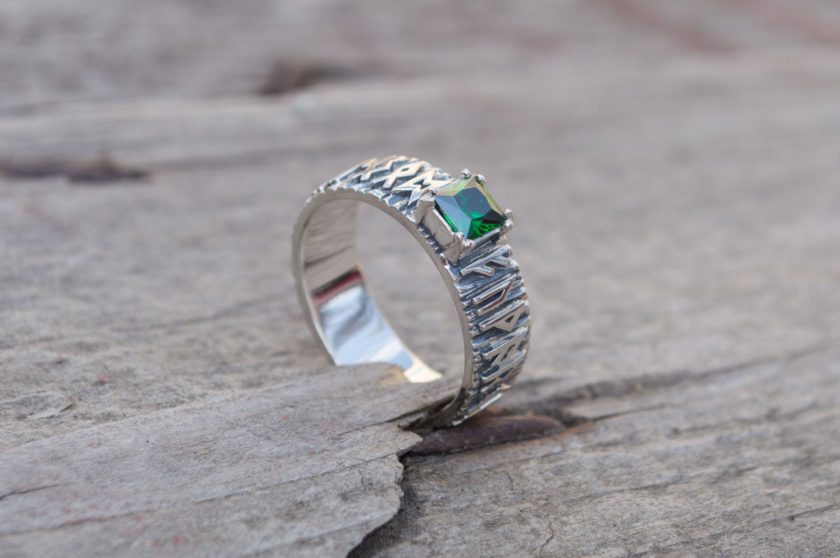 Bague Runes et Zircon Cubique pierre verte — Argent 925