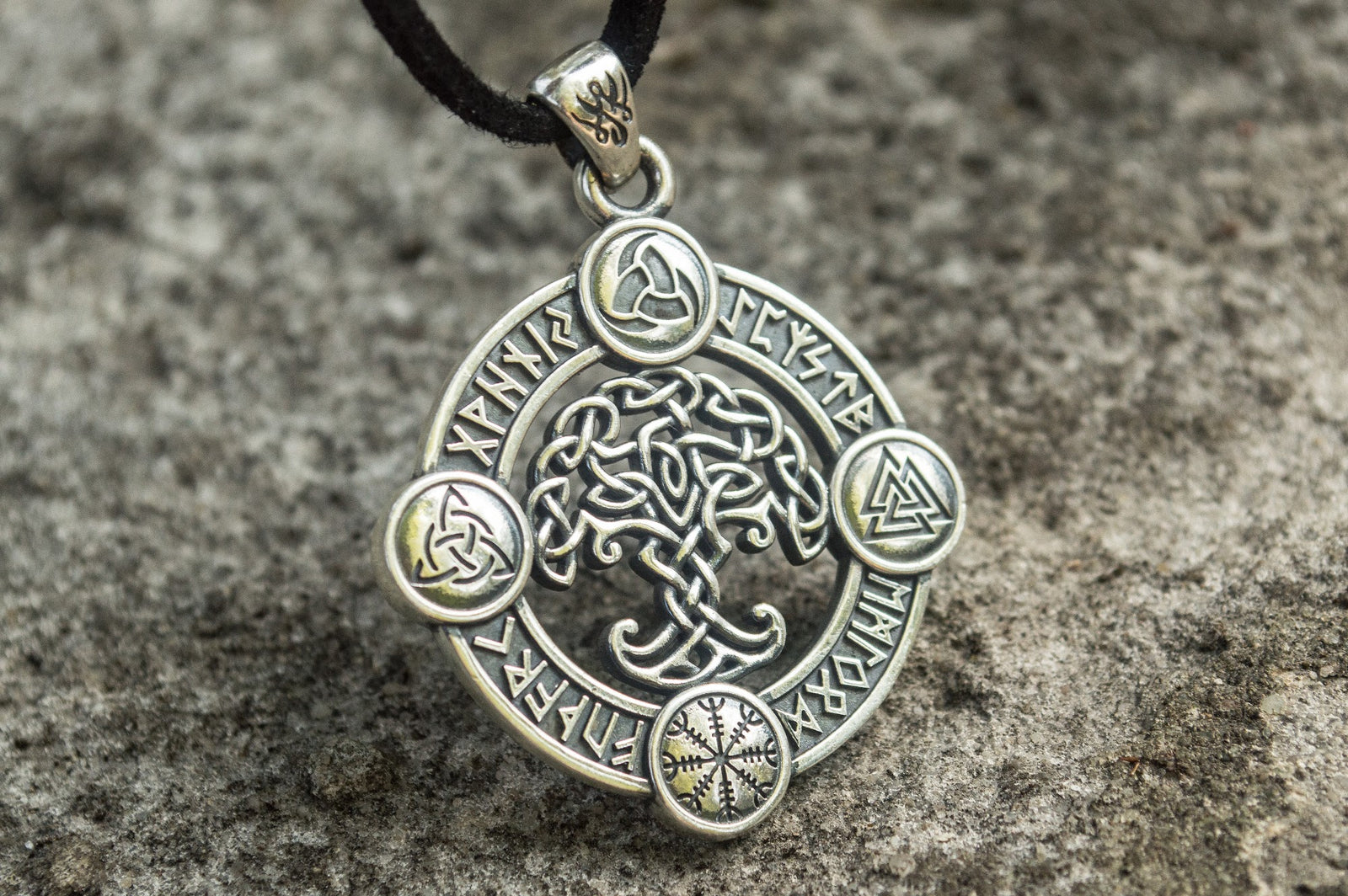 Pendentif Yggdrasil Runique — Argent 925