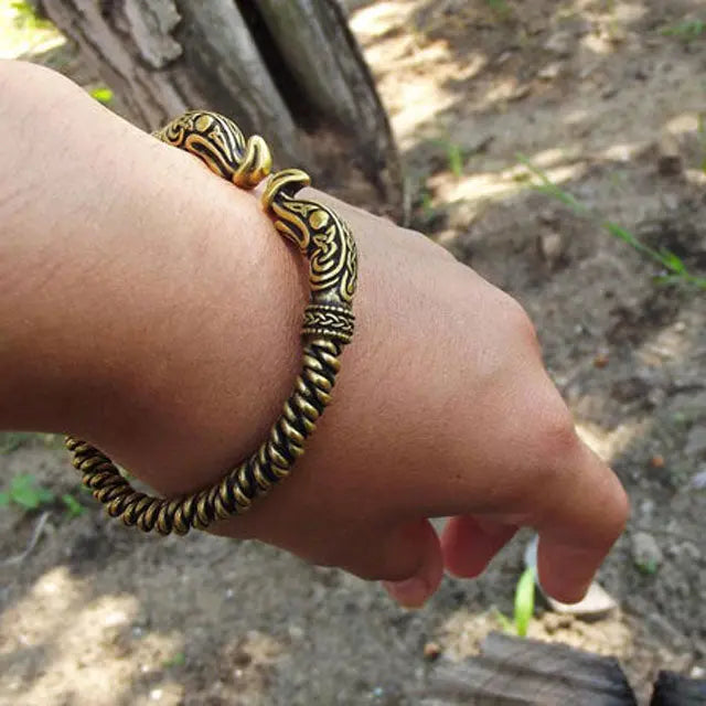 BRACELET RAGNAR LOTHBROK VIKINGS BRONZE MASSIF - Viking Héritage