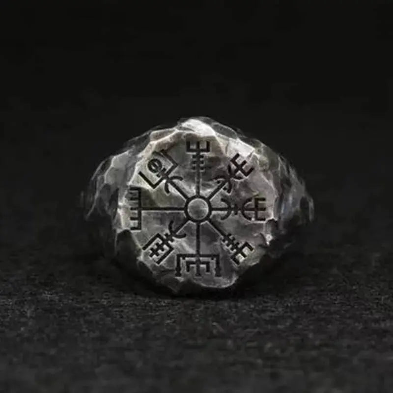 Bague Viking Vintage en Acier