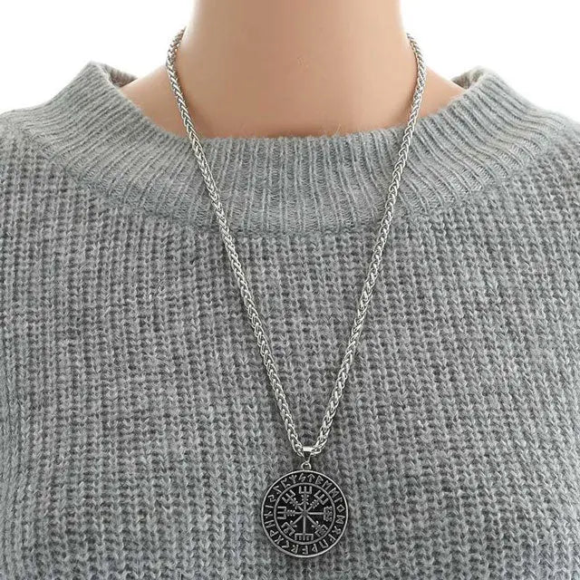 COLLIER BOUSSOLE VEGVISIR - Viking Héritage