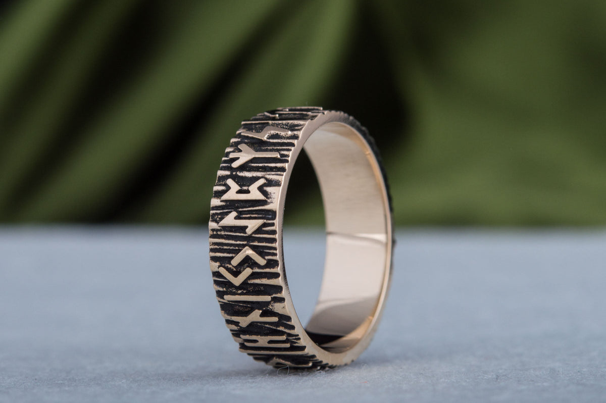 Bague Futhark Ancien et Runes Bjorn — Bronze