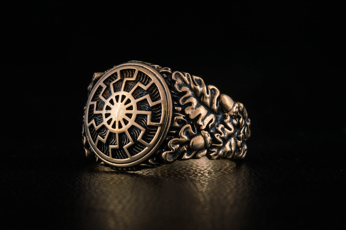 Bague Soleil Noir et Feuilles de Chêne — Bronze