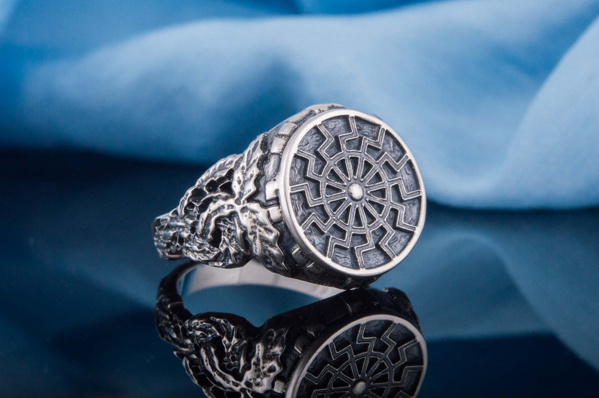 Bague Soleil Noir et Feuilles de Chêne Ragnar — Argent 925