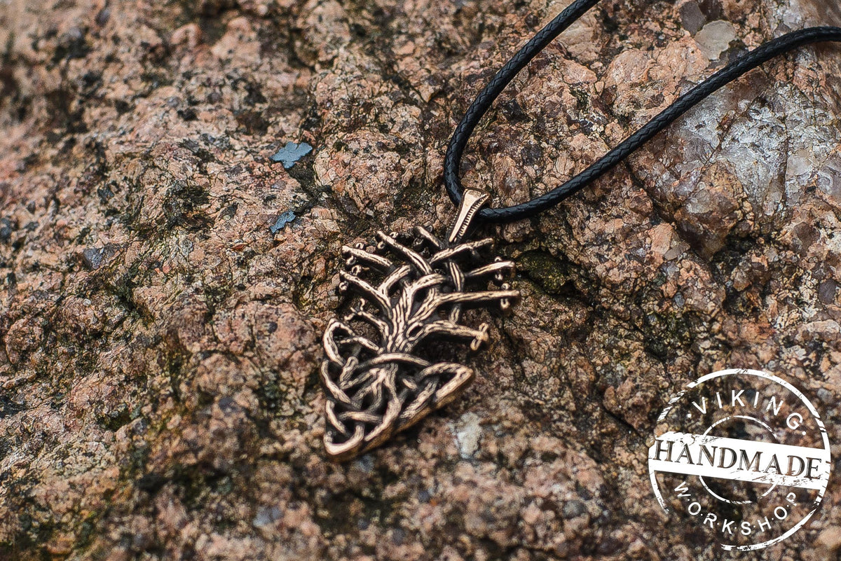 Pendentif Yggdrasil et Arbre — Bronze